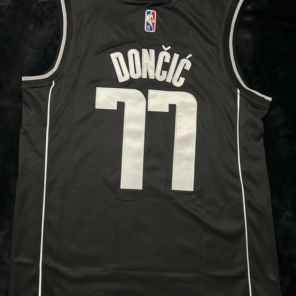 Luka Doncic Nike Dri-Fit Jersey Sz-Large - Picture 3 of 3
